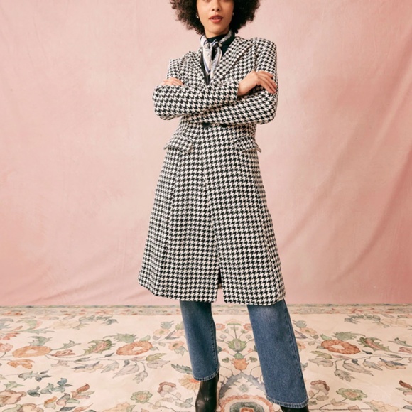 The black lapel double breasted houndstooth coat - Picture 2 of 3